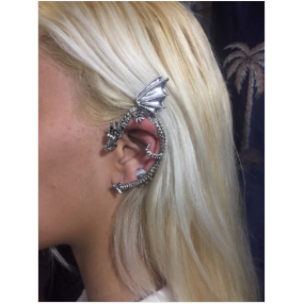 Game of Thrones Daenerys Targaryen Dragon Ear Cuff - Picture 4 of 6